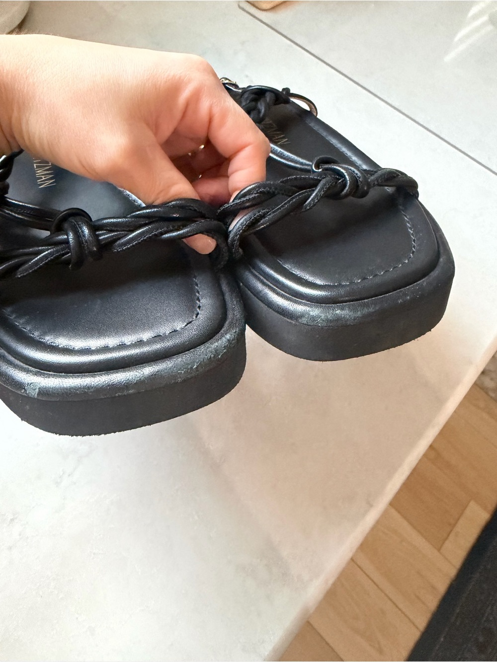Stuart Weitzman Calypso Slide. Black size 9 - Picture 3 of 8
